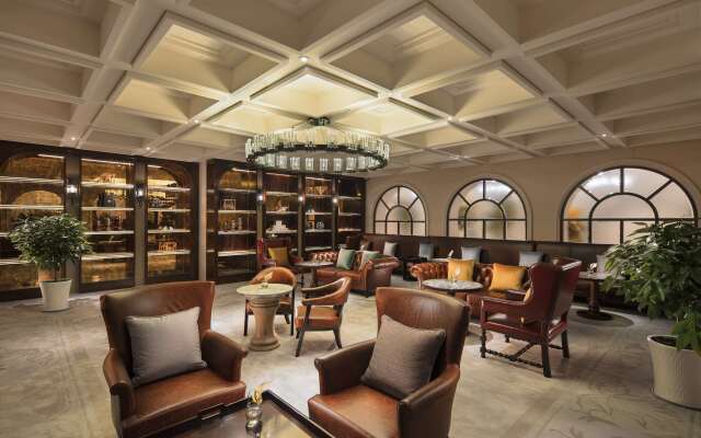 Hilton Dalian Golden Pebble Beach Resort