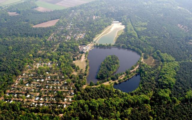 Modern Lodge With Dishwasher, Near Helmond