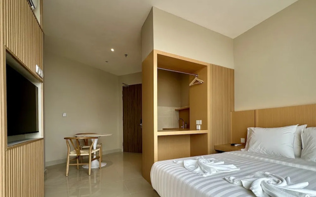 Borneotel The Shore KK by CHG