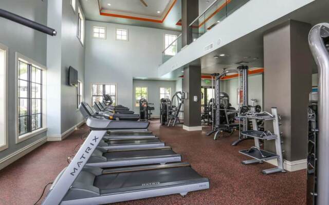 LYX Suites at Amli in Doral