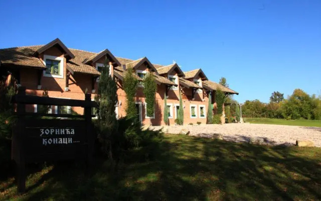 Zornića Kuća Ethno House