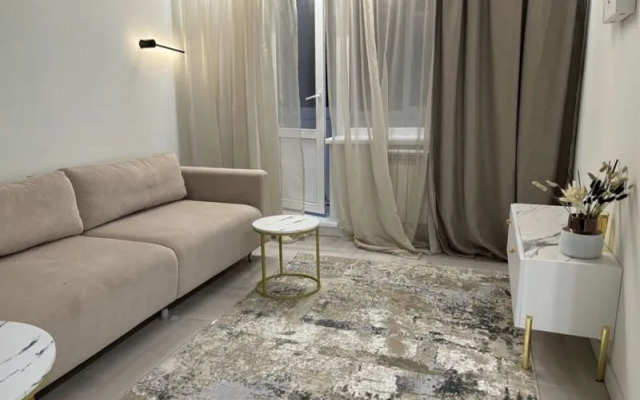 Apartment Aurora on Kolomiytseva St., 8