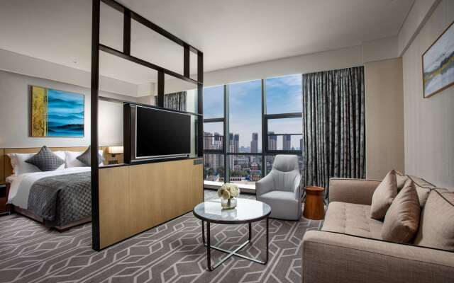 Ramada by Wyndham Luoyang Downtown