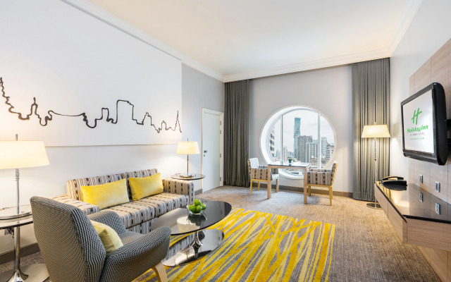 Holiday Inn Bangkok Silom by IHG