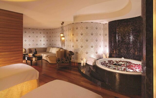 Swissotel Buyuk Efes Izmir