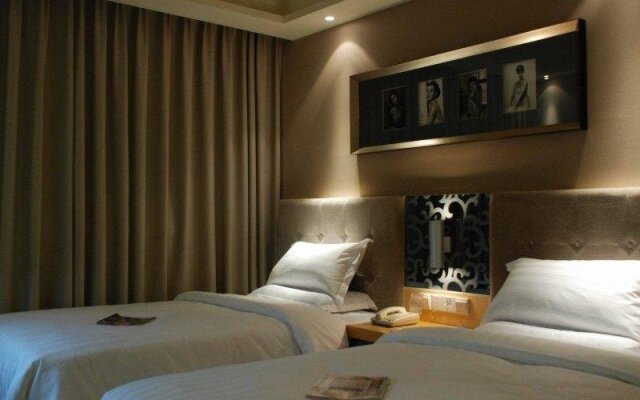 Degas Hotel Wuhan Jiefang Park Branch