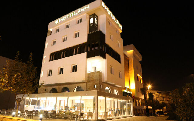 Hotel A44