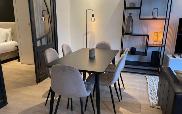 Casa Clementina - 3 Bedroom Apartment in a Art-Nouveau House