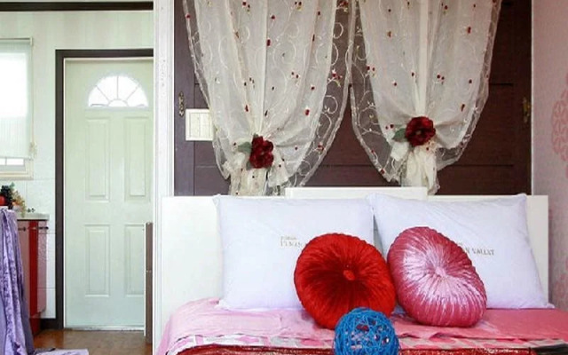 Human Valley Pension