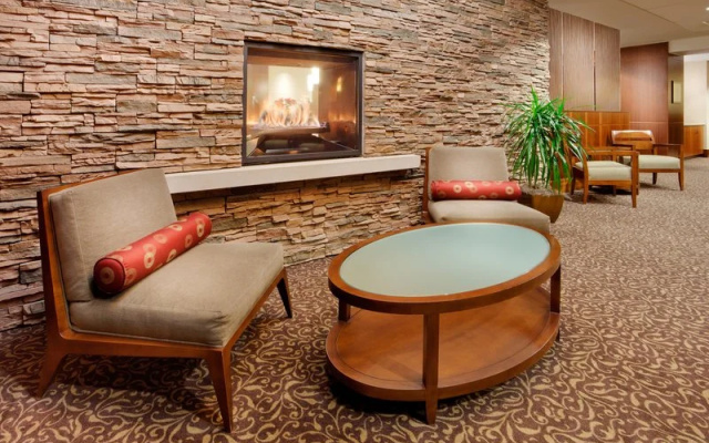 Ramada by Wyndham Liverpool/Syracuse(Ex.Holiday Inn Syracuse Liverpool Exit 37)