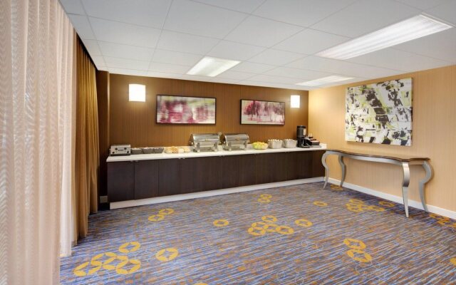 Courtyard by Marriott Austin-University Area