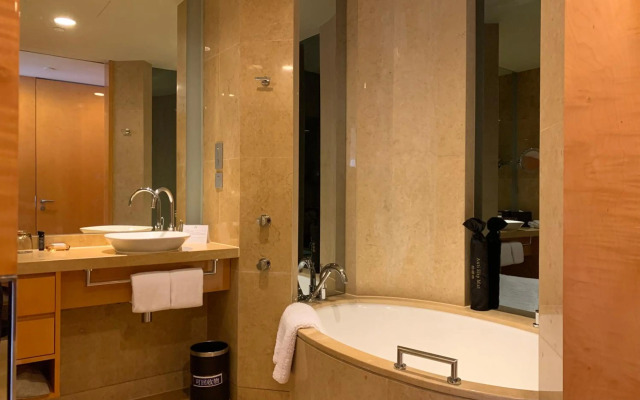 InterContinental Shanghai Expo by IHG