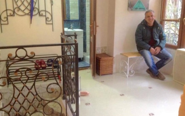 Апартаменты Sololaki Sweet Home Apartments, Тбилиси