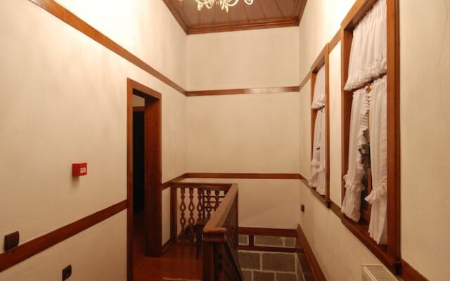 And Hotel