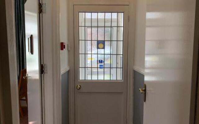 St Annes Road Guest House