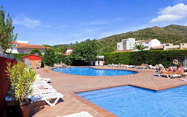 Albatross Bungalowtent on Camping Sant Miquel