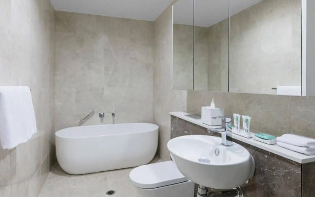 Meriton Suites Herschel Street, Brisbane