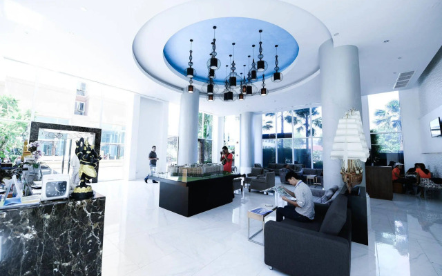 Atlantis Condo Resort by Natnarin
