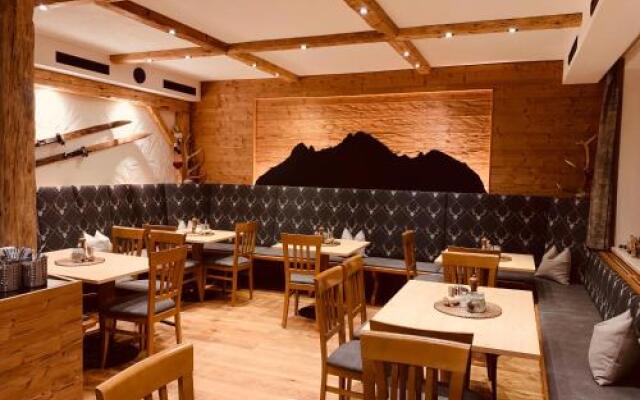 Hotel Pension Kreuzeck Appartements