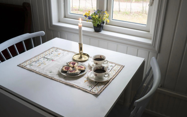 Anfasteröd Gårdsvik - Grindstugan