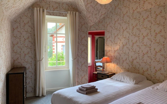 Cosy Apartment in a Beautiful Villa