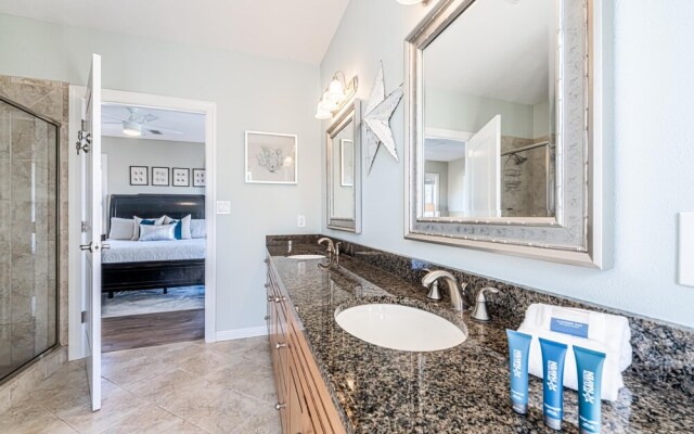 Incogbeacho - 505 Defuniak Street
