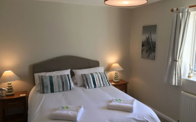 The Waterfront Inn