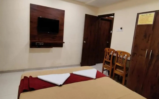 Hotel Samaira Residency