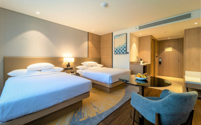 Courtyard By Marriott Vadodara