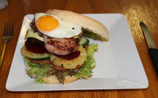 Corroboree Park Tavern