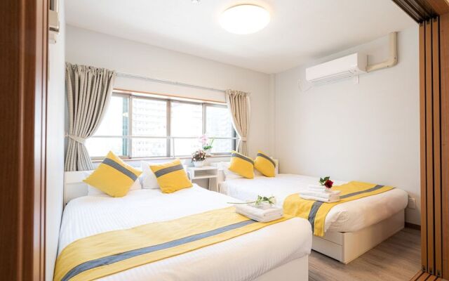 323Nanba-Near the station