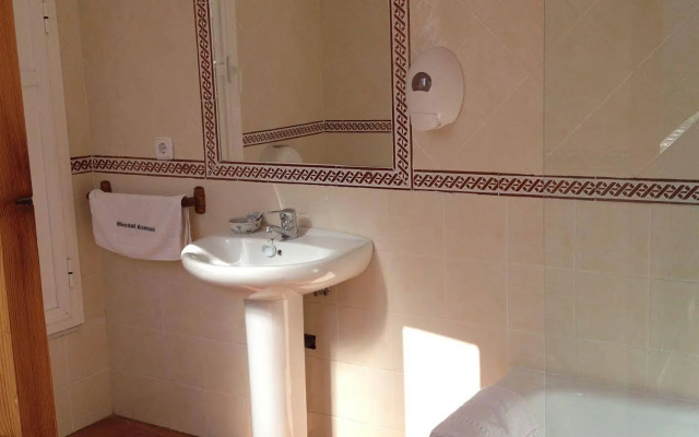 Hostal Atenas
