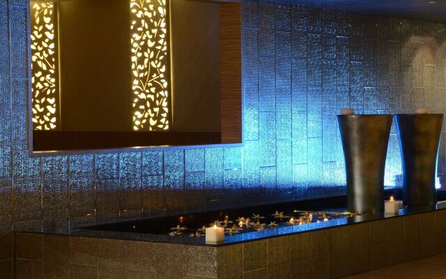 E Hotel