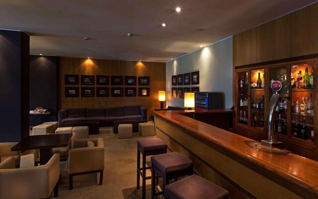 Carcavelos Beach Hotel