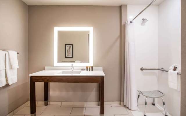 Wingate by Wyndham Denver Airport
