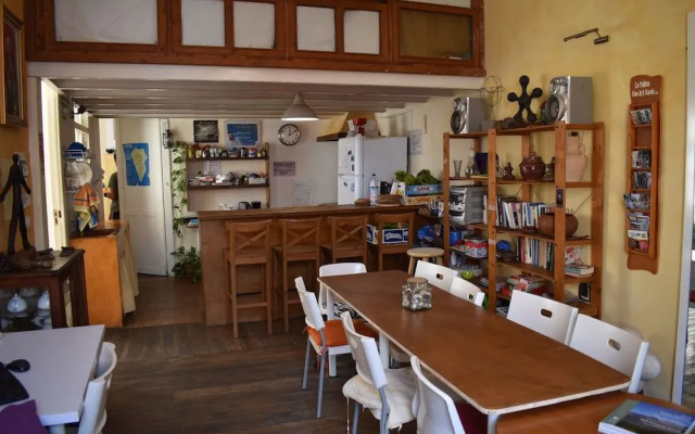 Hostel La Casa Encantada