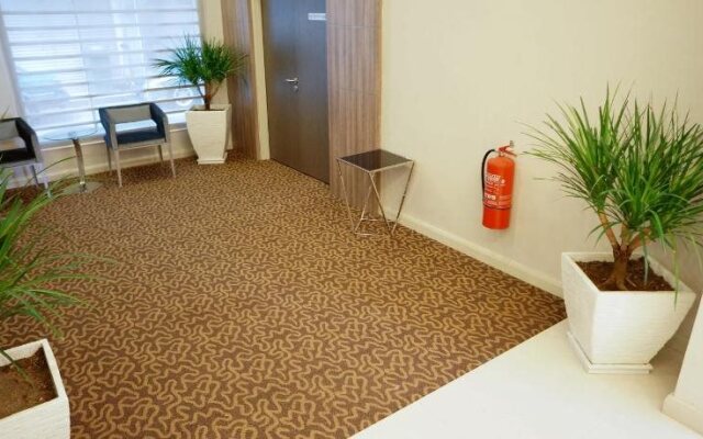 Kosma Business Hotel