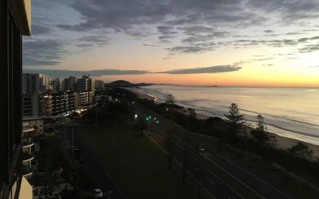 Alex Beachfront 3 brm Apartment - 9th floor