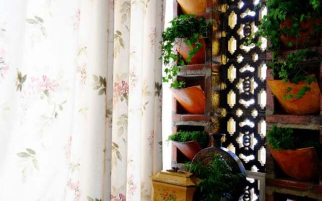 Sharemood Guest House