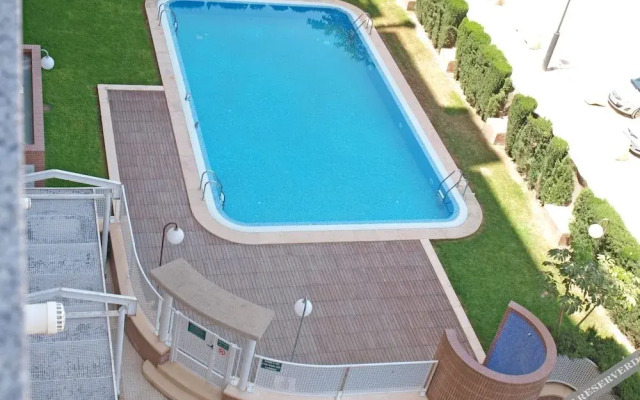Friendly Rentals Aqua 3