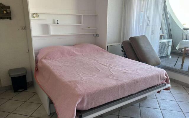 Appartement Port Camargue, 1 pièce, 4 personnes - FR-1-250-151