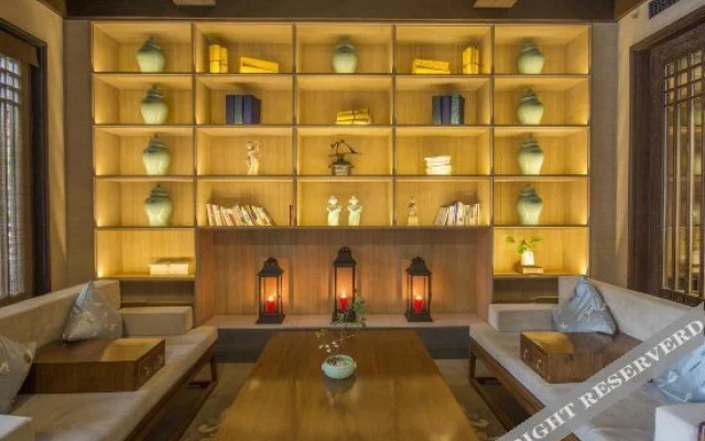 Huaqing Palace Resort & Spa