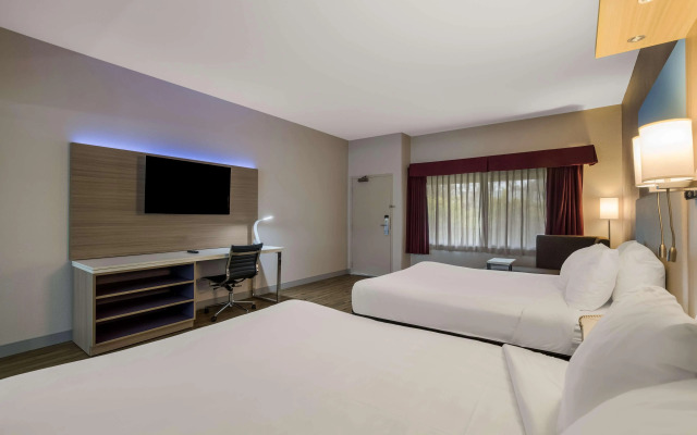 Best Western Diamond Bar Hotel & Suites