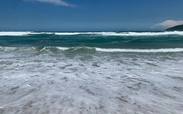Refúgio na Praia do Campeche com Piscina