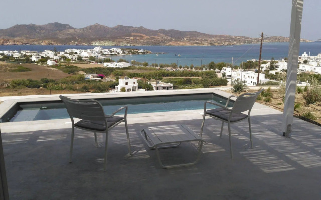 Milos Breeze Boutique Hotel