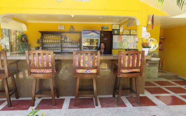 Malapascua Garden Resort