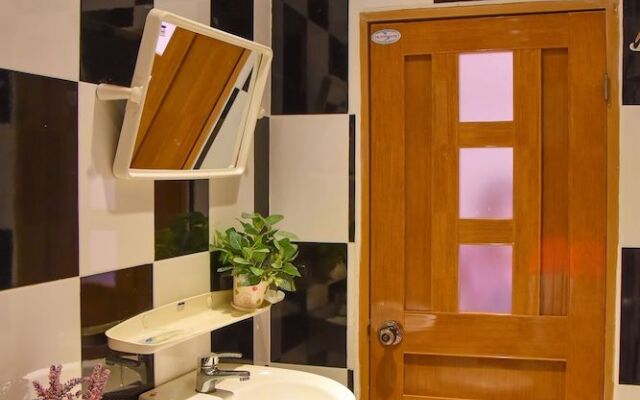 Amazon2 Hostel