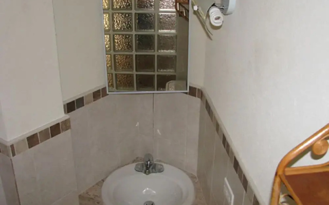Maya's Bajan Villas - Unit A