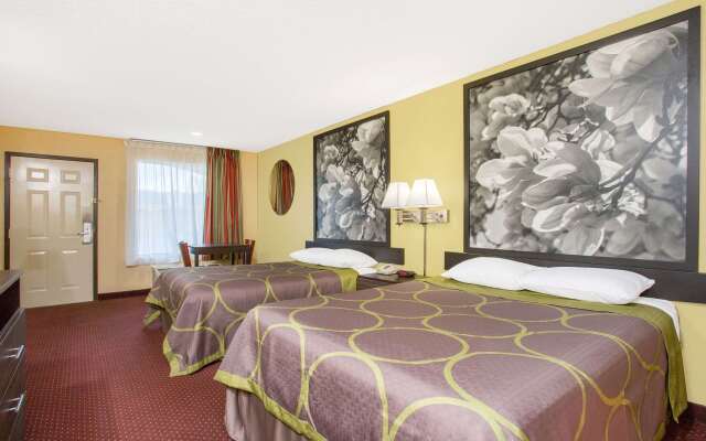 Super 8 by Wyndham Sumter