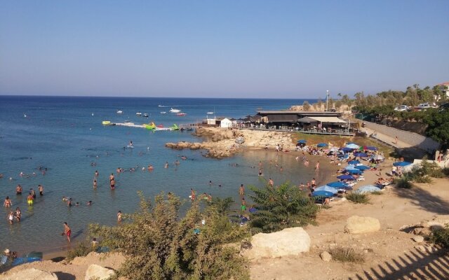 Carme At The Beach - Mythical Sands Resort